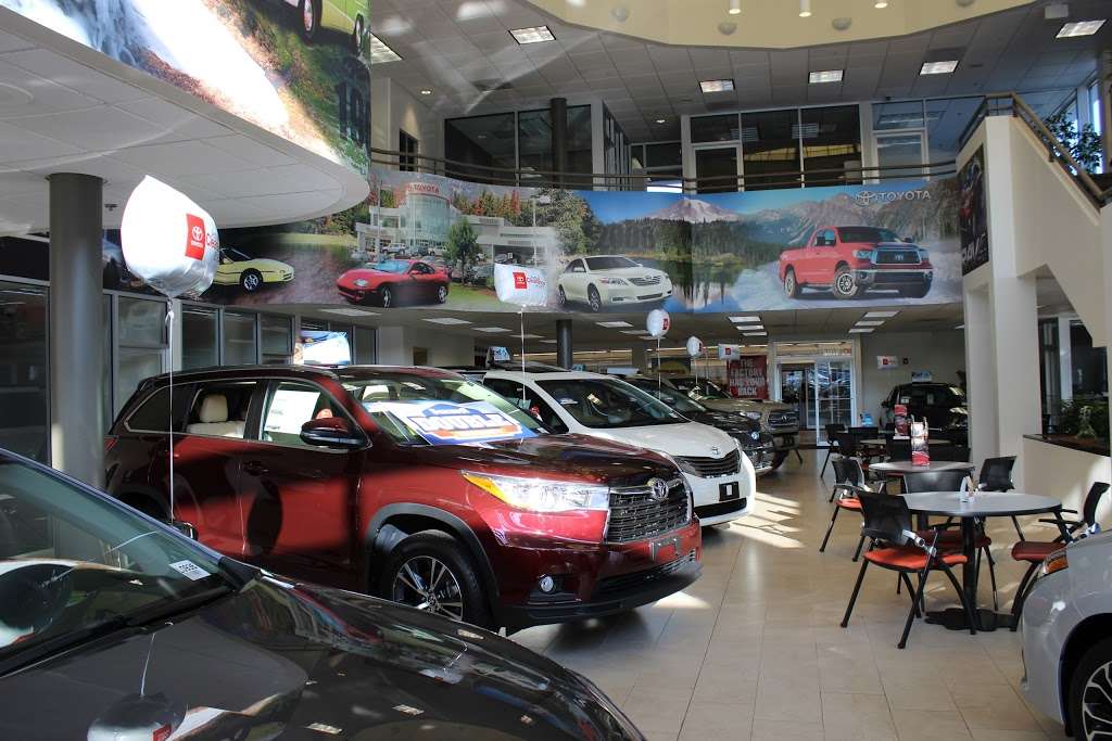 Bernardi Toyota | 1626 Worcester Rd, Framingham, MA 01702 | Phone: (508) 879-1520