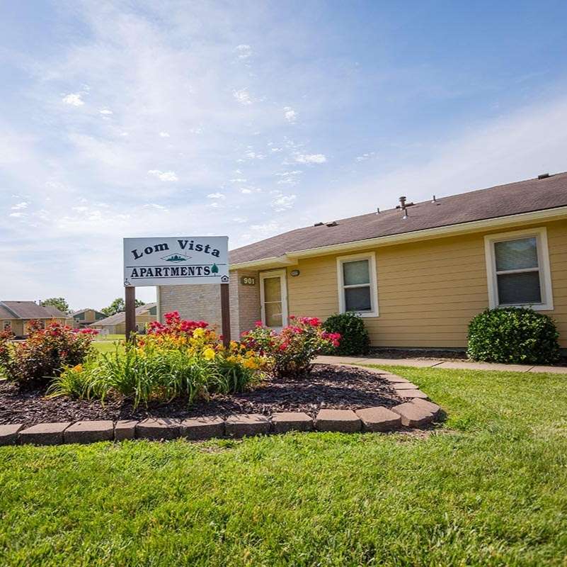 Lom Vista Estates Apartments | 900 Melody Ln, Osawatomie, KS 66064 | Phone: (913) 225-7551