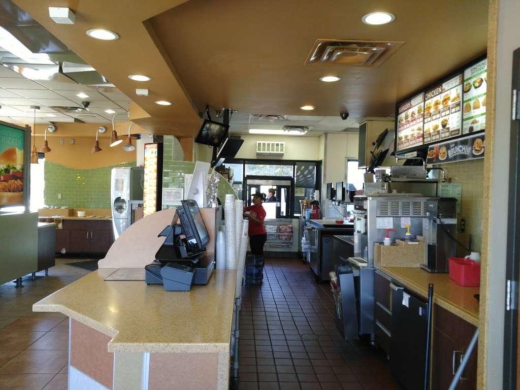 Jack in the Box | 3415 Navigation Blvd, Houston, TX 77003 | Phone: (713) 224-5006