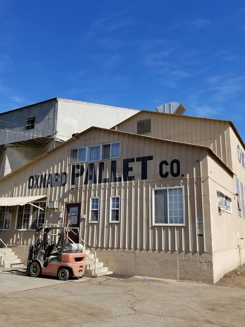 Oxnard Pallet Company | 4524 E Pleasant Valley Rd, Oxnard, CA 93033, USA | Phone: (805) 487-8458