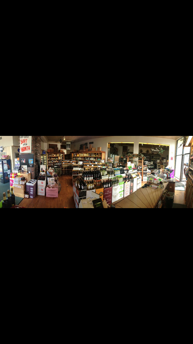 Duxbury Wine & Spirits | 1 Washington St, Duxbury, MA 02332 | Phone: (781) 934-2431