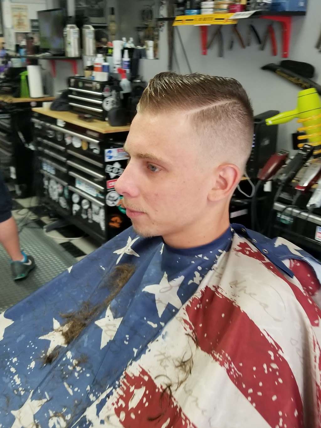 Kens Family Barber Shop | 35 Wrightstown Cookstown Rd, Cookstown, NJ 08511, USA | Phone: (609) 672-0670