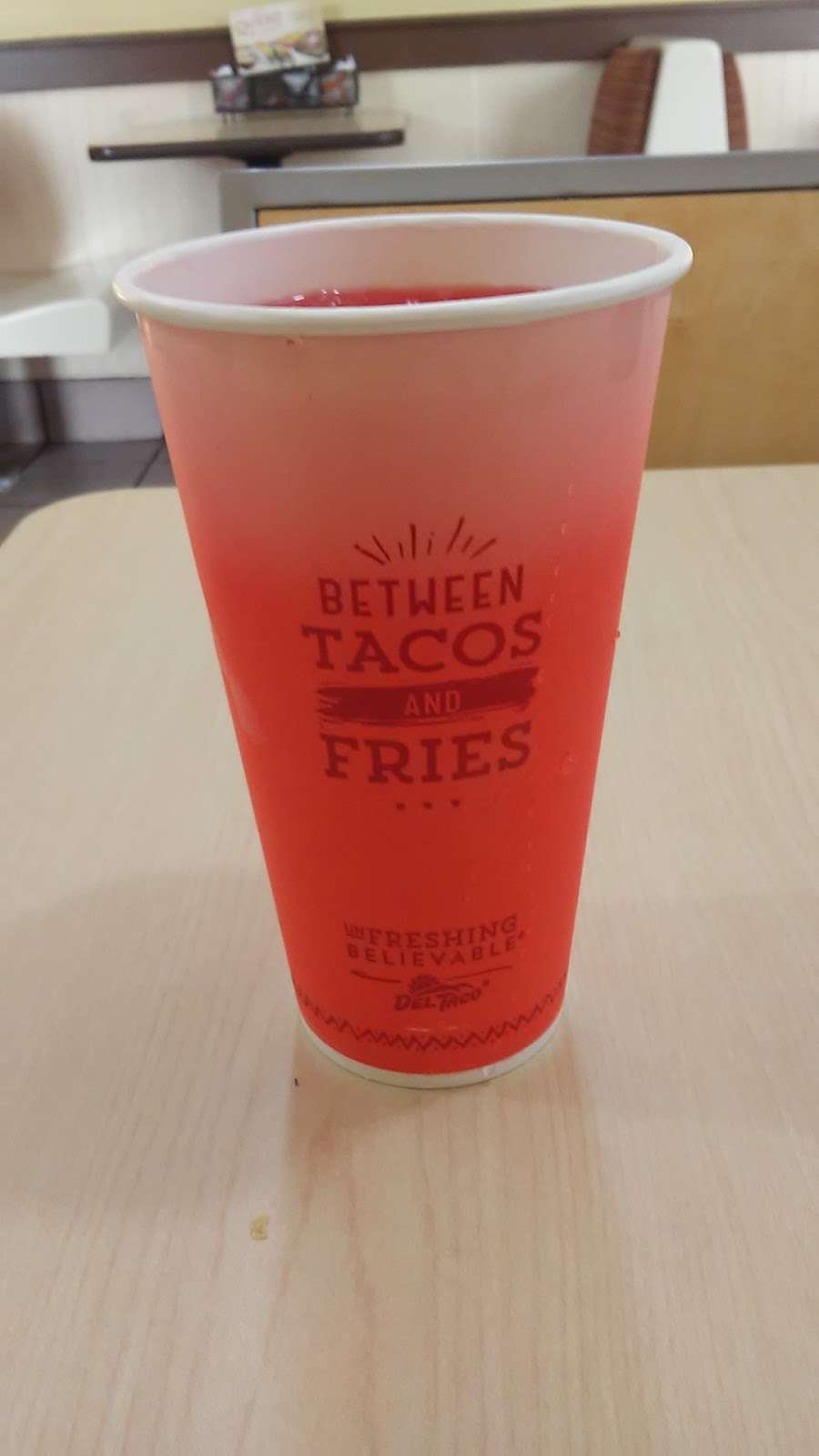 Del Taco | 33940 W County Line Rd, Calimesa, CA 92320, USA | Phone: (909) 795-3110