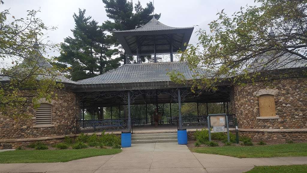 Garfield Park | 2345 Pagoda Dr, Indianapolis, IN 46203, USA | Phone: (317) 327-7220