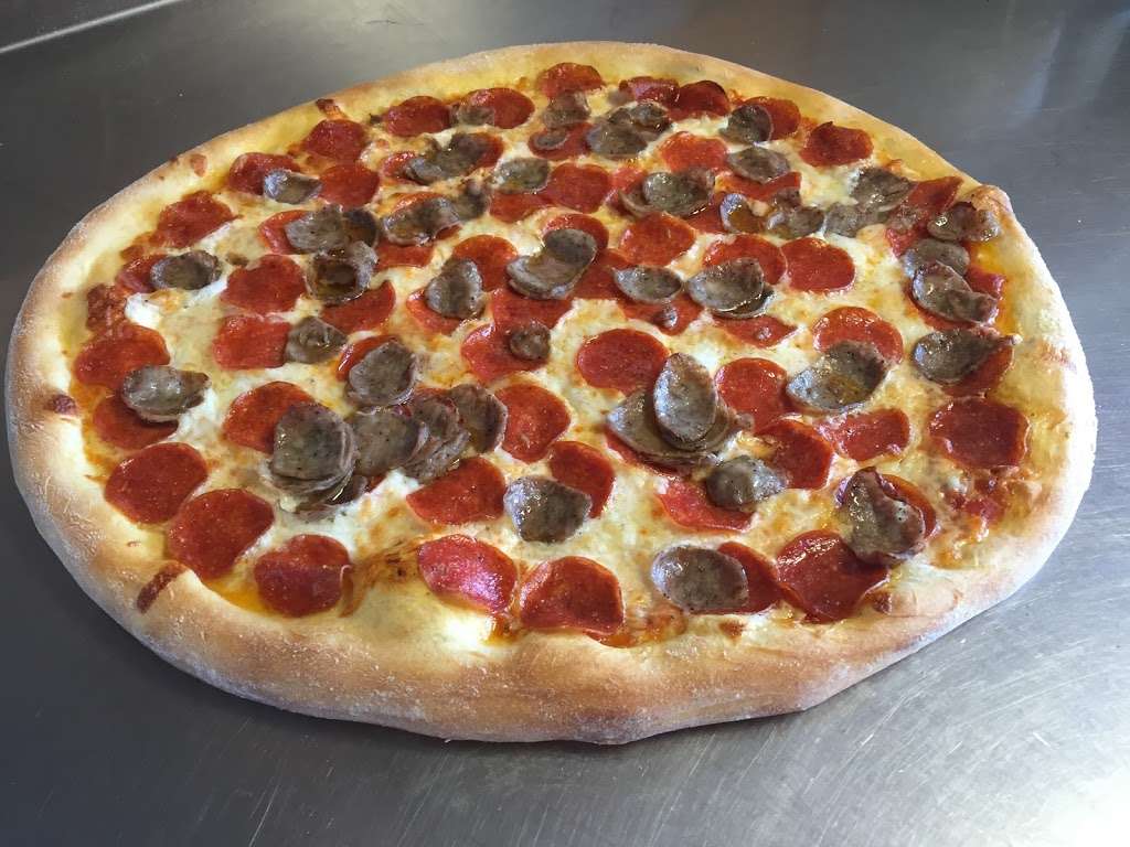 Napoli Pizza Restaurant | 222Neighborhood Market#108 3525, Orlando, FL 32825, USA | Phone: (407) 737-6885