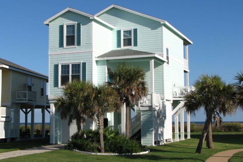 Coastal Waves Vacations|Galveston Beach rentals|Beach House Rent | 3616 7 Mile Rd, Galveston, TX 77554, USA | Phone: (409) 502-2719