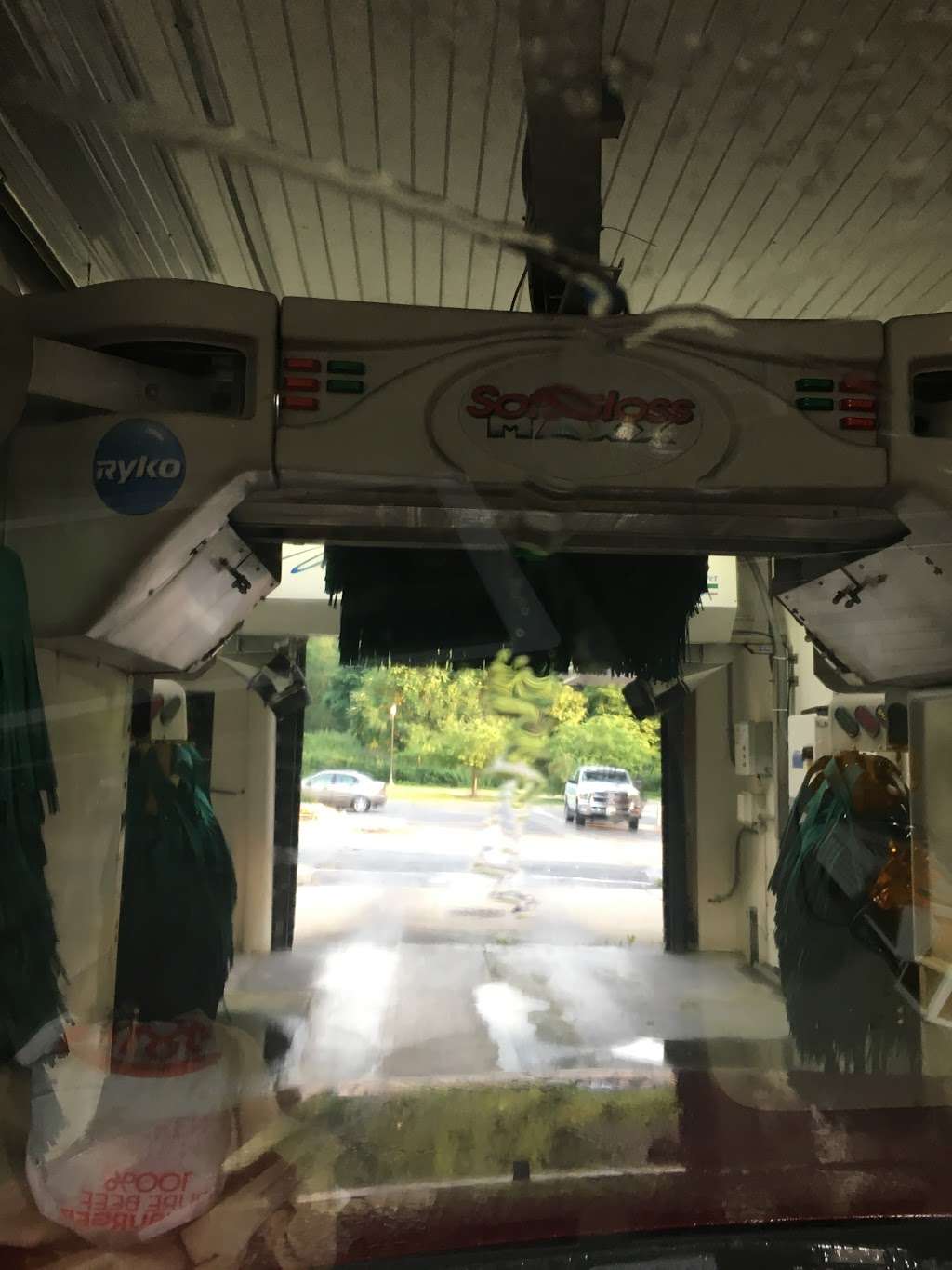 Speedway Car Wash in 480 U.S. 9, Fishkill, NY 12524, USA