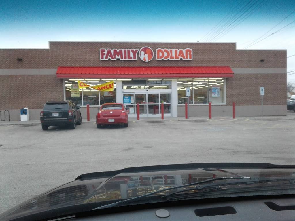 Family Dollar | 4576 W 130th St, Cleveland, OH 44135 | Phone: (216) 941-5682