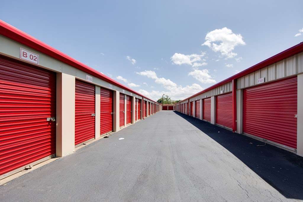 10 Federal Self Storage | 1308 S Point Rd, Belmont, NC 28012, USA | Phone: (704) 754-5760