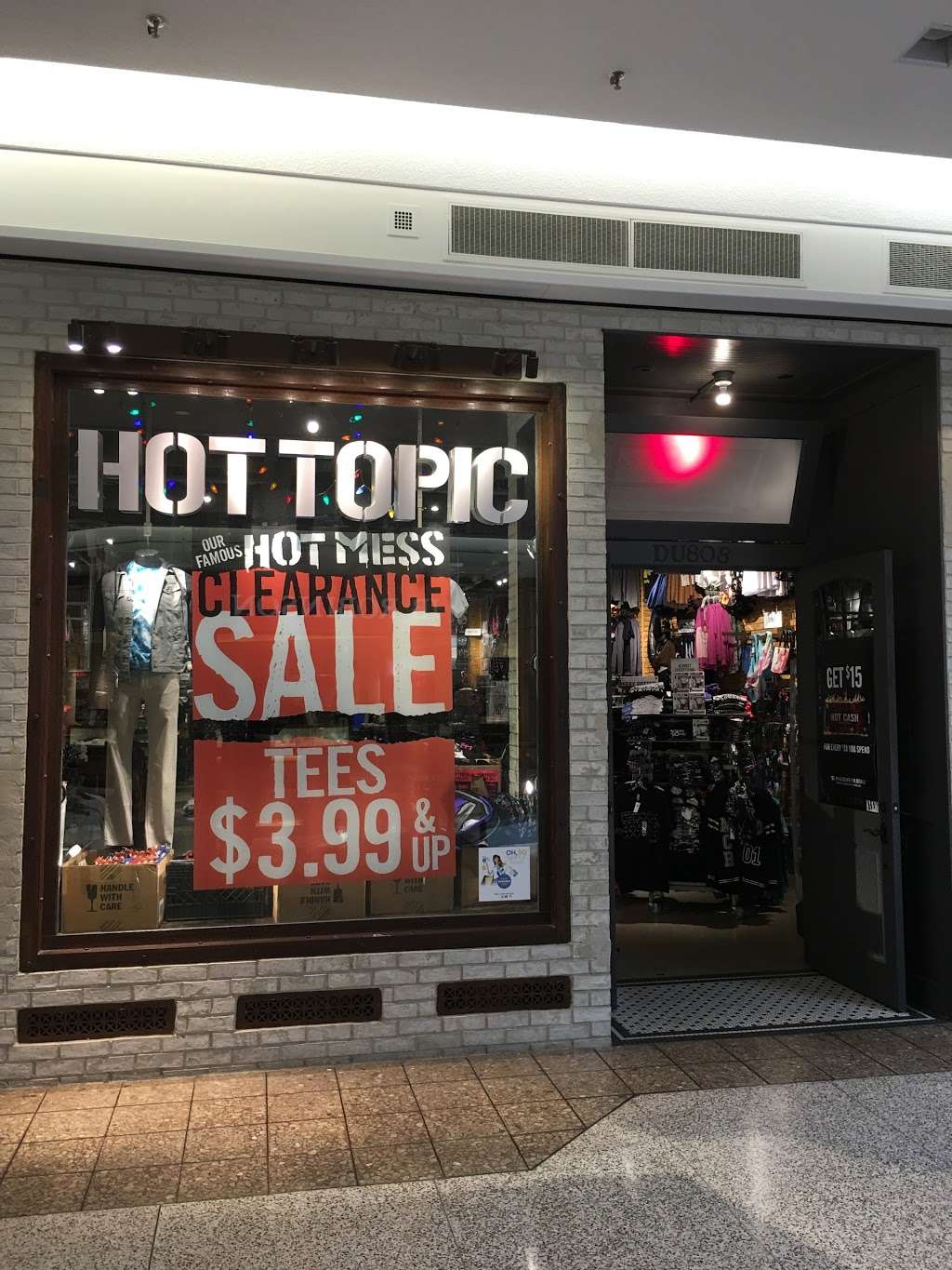 Hot Topic | 2157 Southlake Mall, Merrillville, IN 46410 | Phone: (219) 795-1470