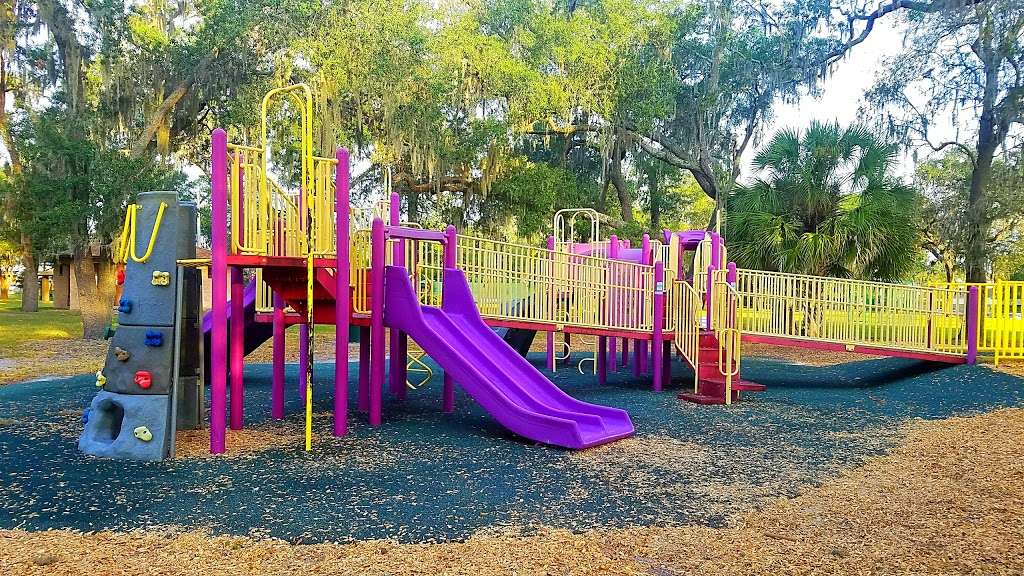 Greenwood Lakes Park | 660 Green Way Blvd, Lake Mary, FL 32746, USA | Phone: (407) 665-2180