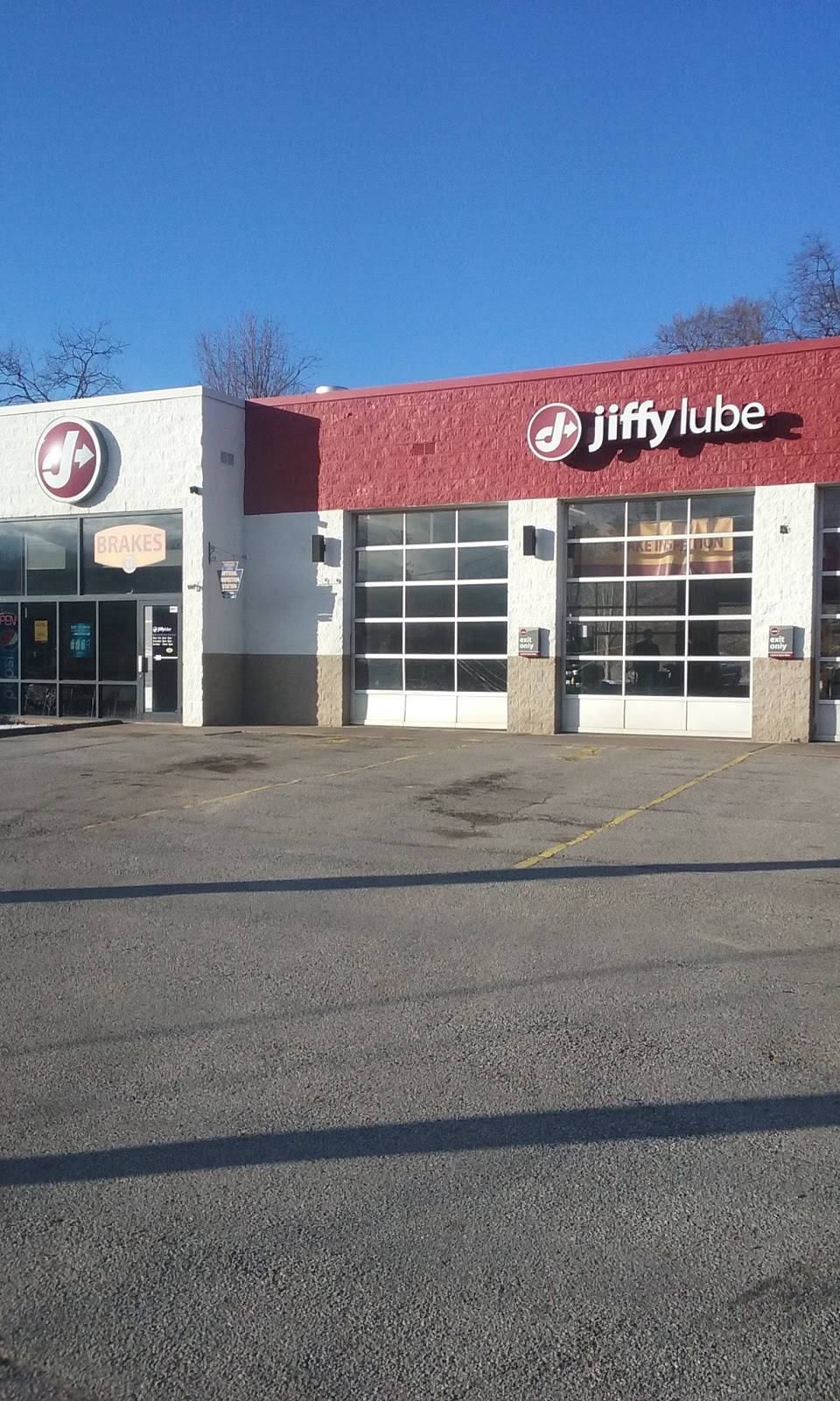 Jiffy Lube | 2010 Greentree Rd, Pittsburgh, PA 15220, USA | Phone: (412) 531-1660