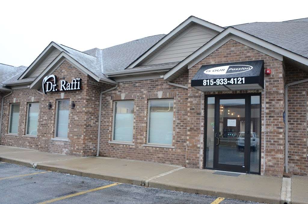 Dr. Raffi Leblebijian | 876 N Convent St, Bourbonnais, IL 60914 | Phone: (833) 376-0914