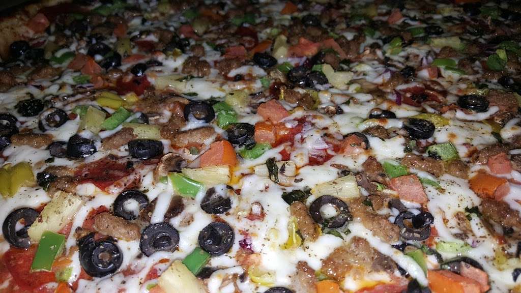 Gezzinys Pizza | 854 E Ave K, Lancaster, CA 93535 | Phone: (661) 726-2020