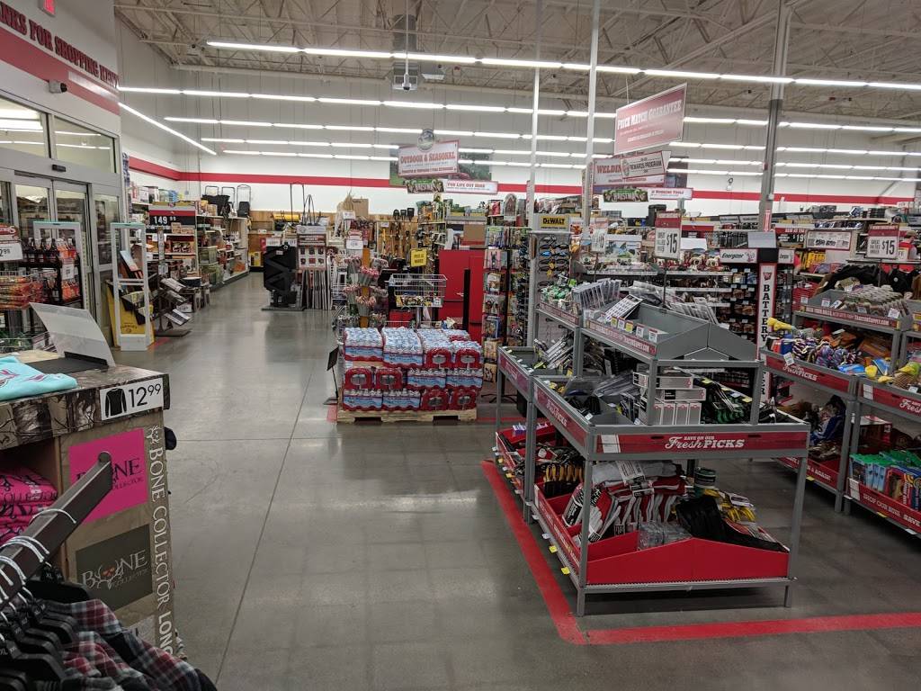 Tractor Supply Co. | 8420 S 228th St, Kent, WA 98031, USA | Phone: (253) 520-2333