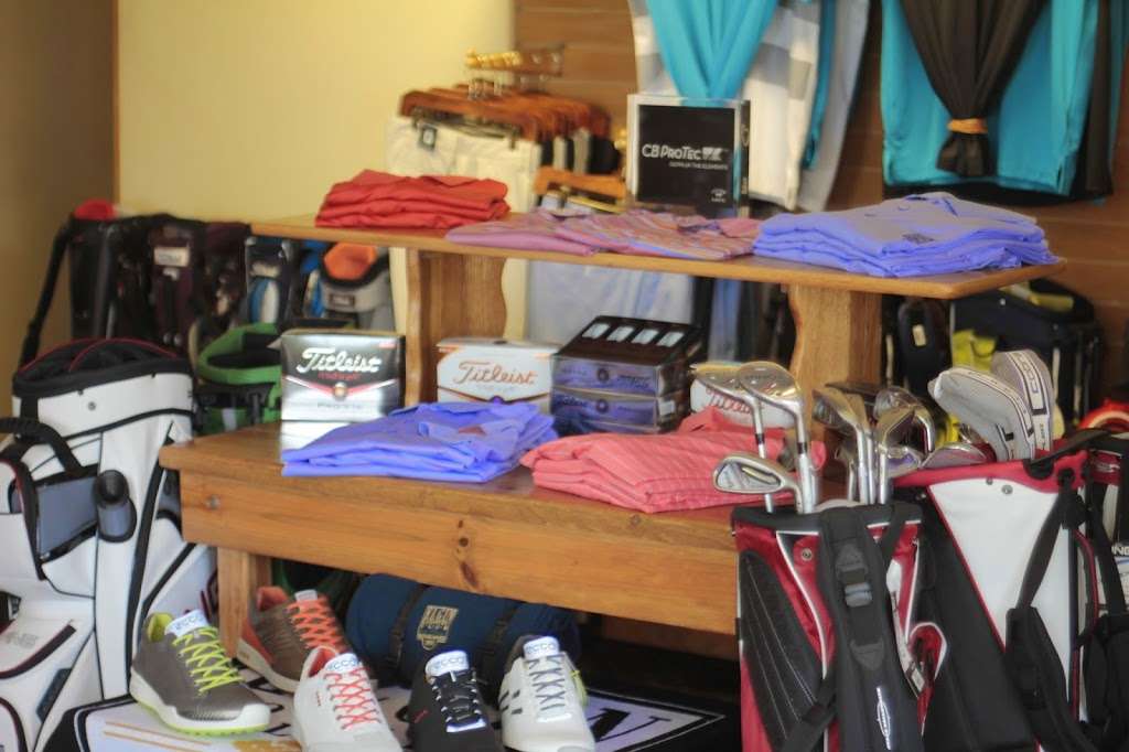 The Pro Shop at Elgin Country Club | 2575 Weld Rd, Elgin, IL 60124, USA | Phone: (847) 622-4815