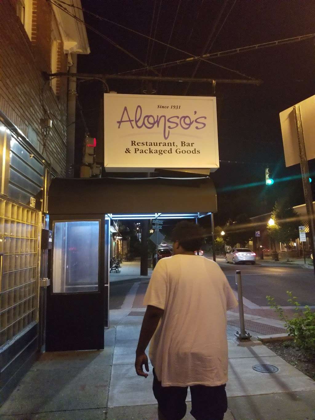 Alonsos | 415 W Cold Spring Ln, Baltimore, MD 21210 | Phone: (410) 235-3433