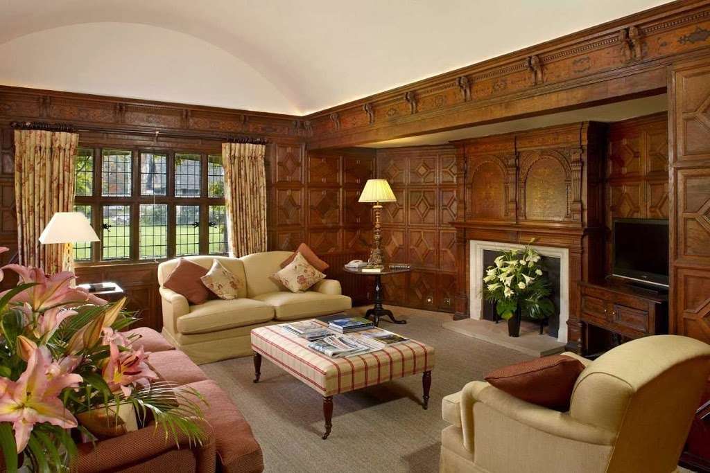 Medley Court at Hever Castle | Hever Castle, Hever, Edenbridge TN8 7NG, UK | Phone: 01732 861800