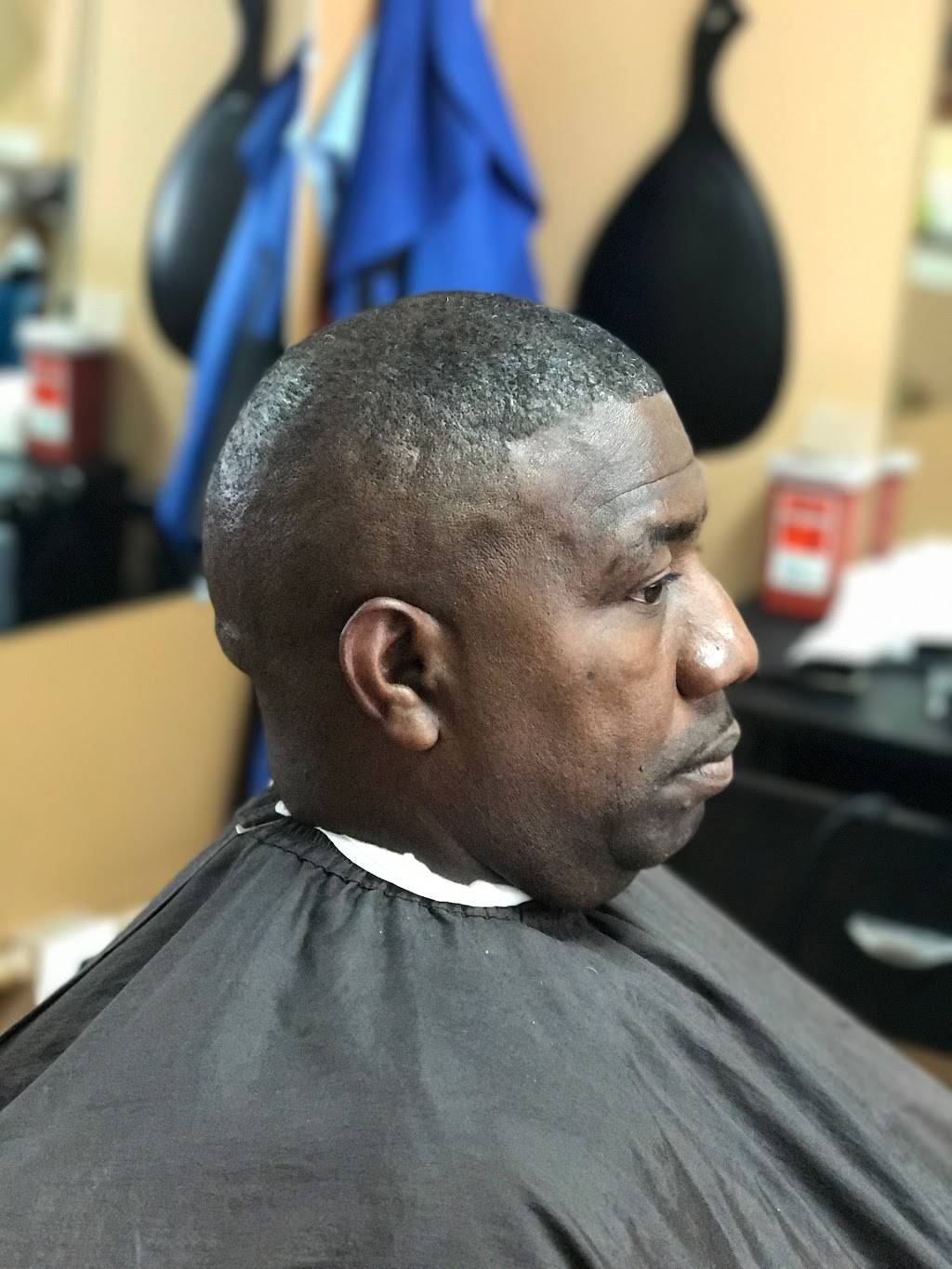 Dominican Barber, Latin MP The Barber (appointments only) | 1958 Blanding Blvd, Jacksonville, FL 32210, USA | Phone: (904) 534-1833