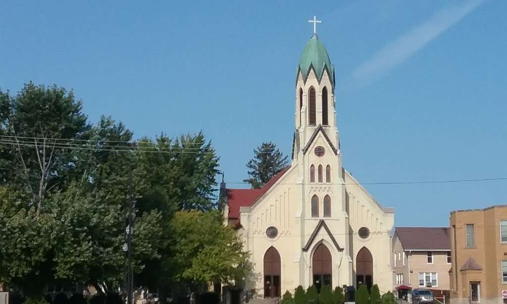St Mary Catholic Church | 1407 N Richmond Rd, McHenry, IL 60050 | Phone: (815) 385-0024