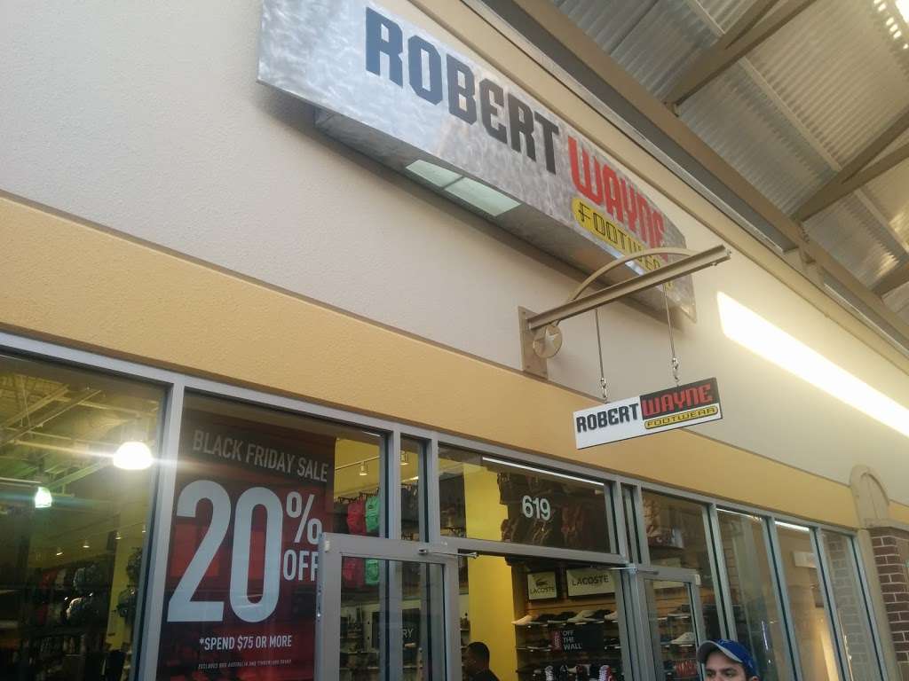 Robert Wayne Footwear | 29300 Hempstead Rd #619, Cypress, TX 77433, USA | Phone: (281) 256-7866