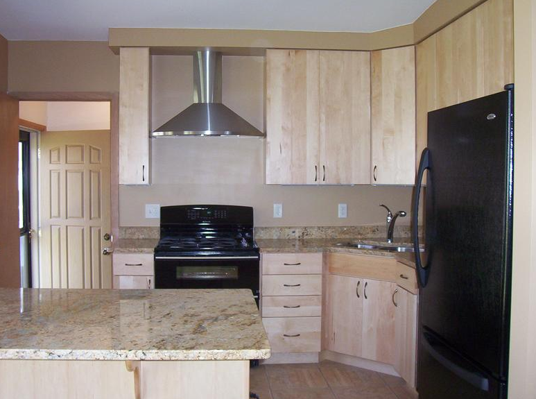 Allen Kitchen & Bath | 18525 W Bluemound Rd, Brookfield, WI 53045, USA | Phone: (262) 395-7100