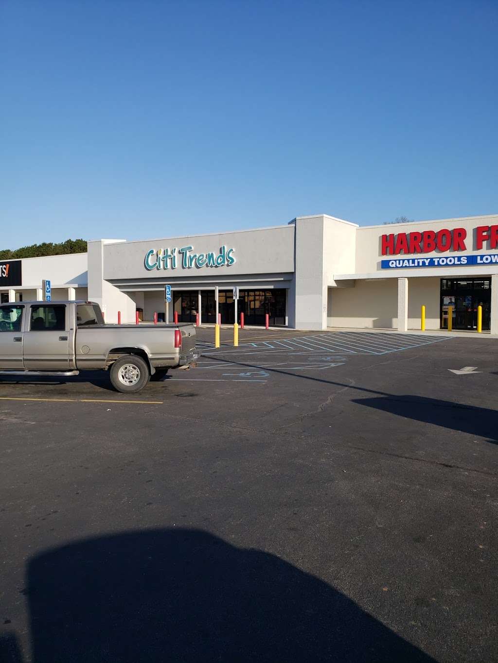 Citi Trends | 1260 Hwy 9 Bypass W suite 150-a, Lancaster, SC 29720 | Phone: (803) 286-7010