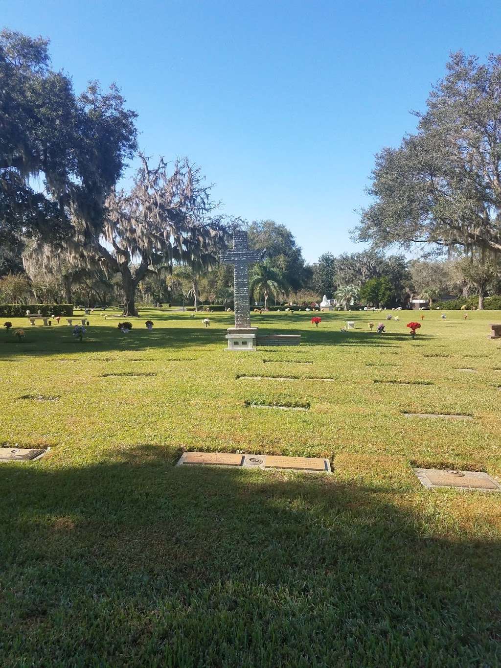 Hillcrest Memorial Gardens | 1901 County Rd 25A, Leesburg, FL 34748, USA | Phone: (352) 702-9066