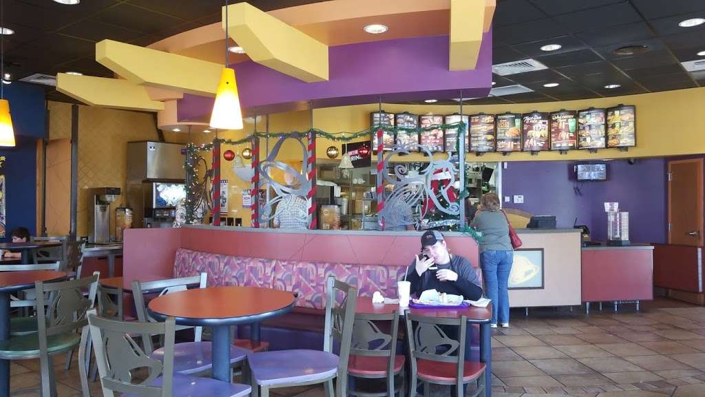 Taco Bell | 2325 US-92 W, Auburndale, FL 33823, USA | Phone: (863) 967-5206