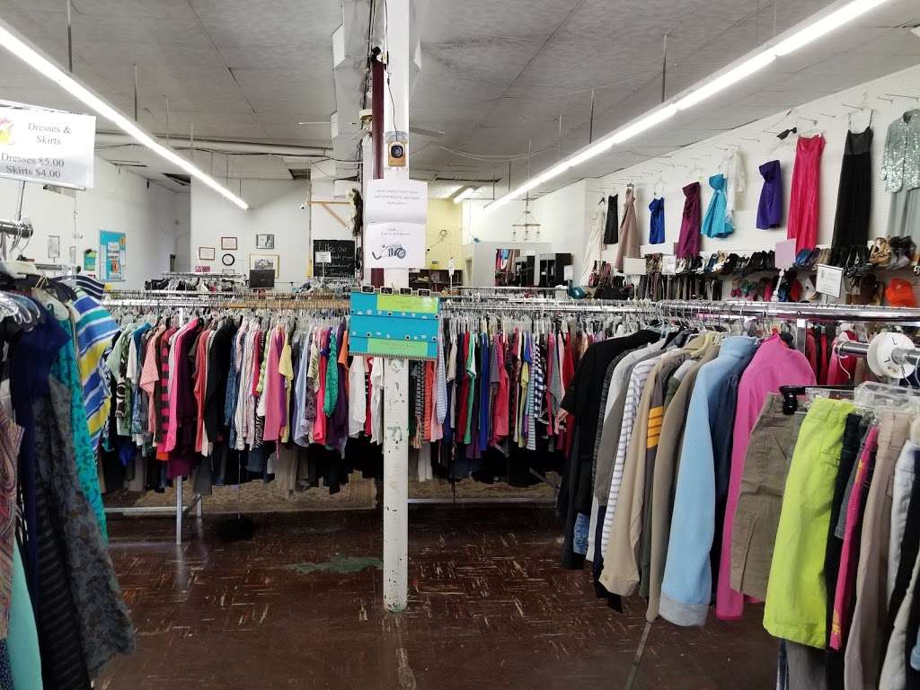 St James Thrift Shop | 234 S Main St, Mt Airy, MD 21771, USA | Phone: (301) 829-0314