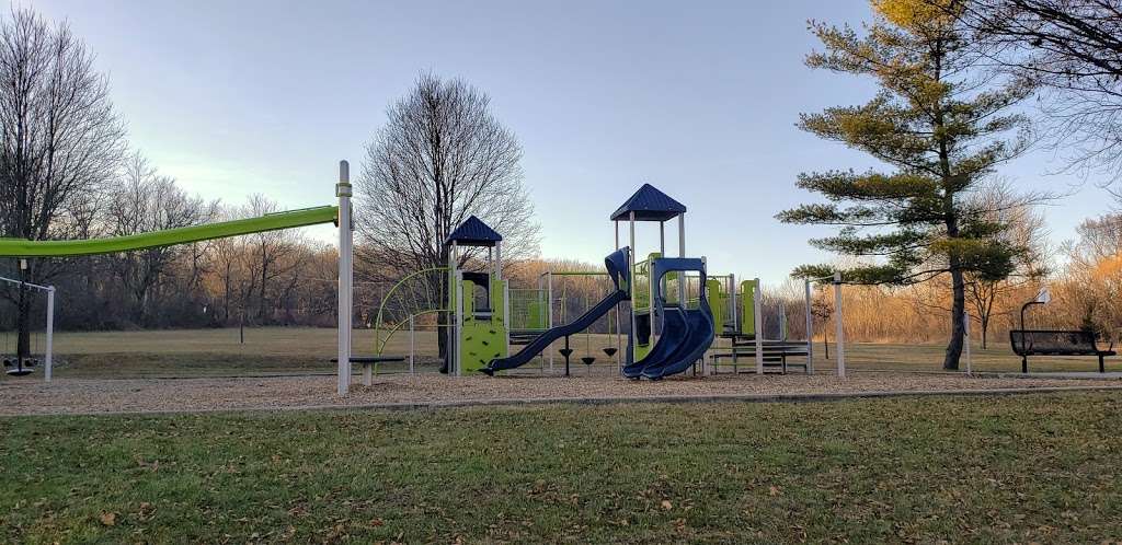 Lincolnwood Park | Carpentersville, IL 60110, USA