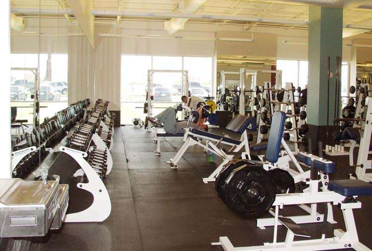 UTHealth Recreation Center | 1832 West Rd, Houston, TX 77054, USA | Phone: (713) 500-8420