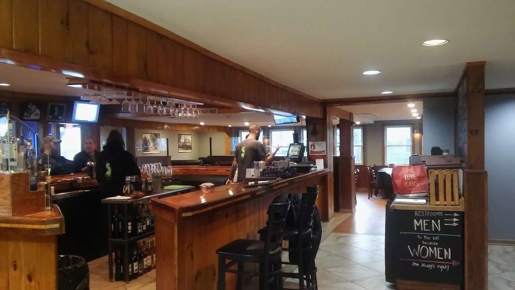 Layton Hotel Tavern | 124 Co Rd 560, Layton, NJ 07851, USA | Phone: (973) 948-5020