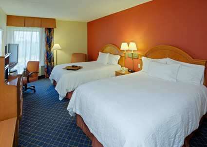 Hampton Inn Bordentown | 2004 US-206, Bordentown, NJ 08505, USA | Phone: (609) 298-4000