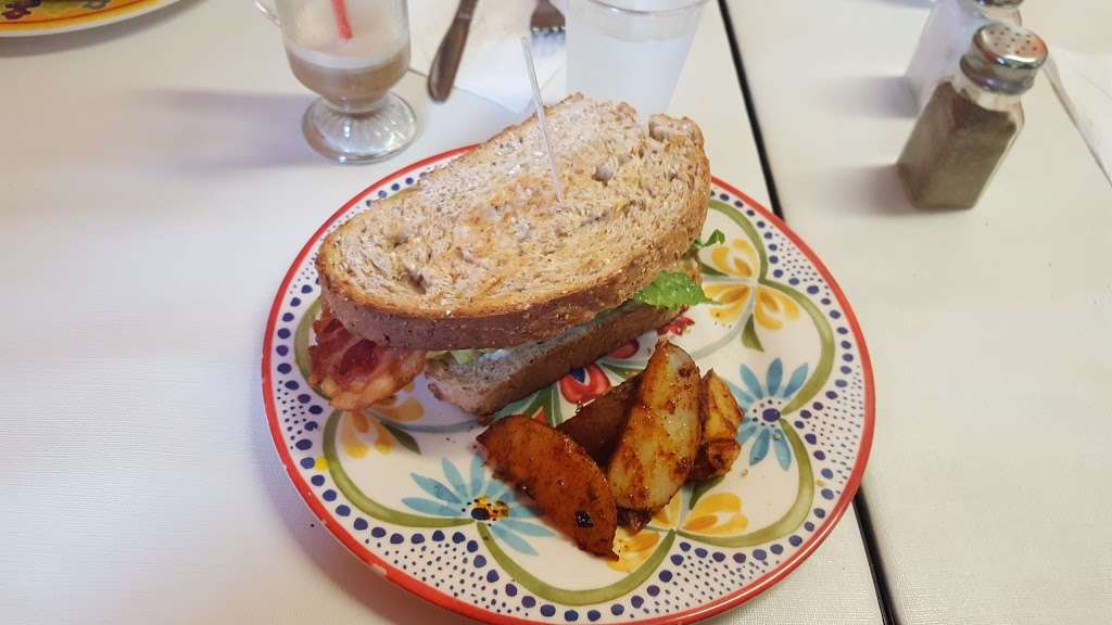 Twin Brothers Coffee and Bakery | 4676 FL-15, De Leon Springs, FL 32130, USA | Phone: (386) 985-5535