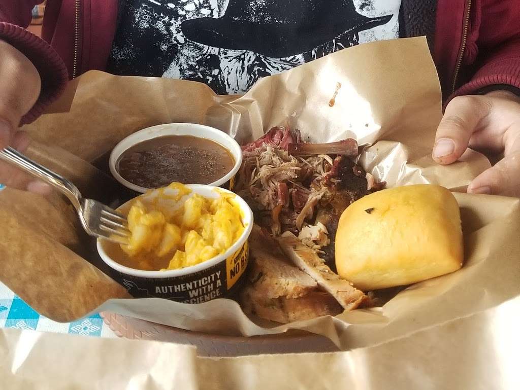 Dickeys Barbecue Pit | 2331 23rd Ave, Greeley, CO 80634, USA | Phone: (970) 330-7005