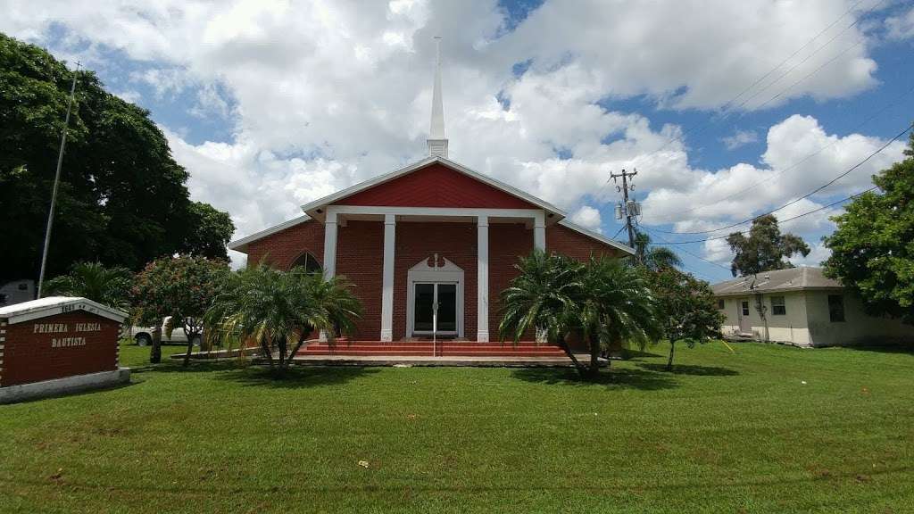 Primera Iglesia Bautista | 1641 NW Ave G, Belle Glade, FL 33430, USA | Phone: (561) 996-1124