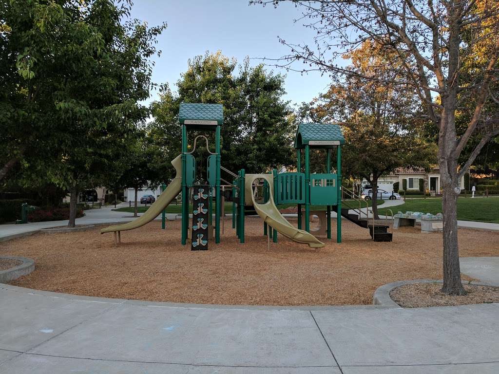 Hidden Crest Park | 1672 Star Jasmine Dr, San Ramon, CA 94582, USA | Phone: (925) 973-3290