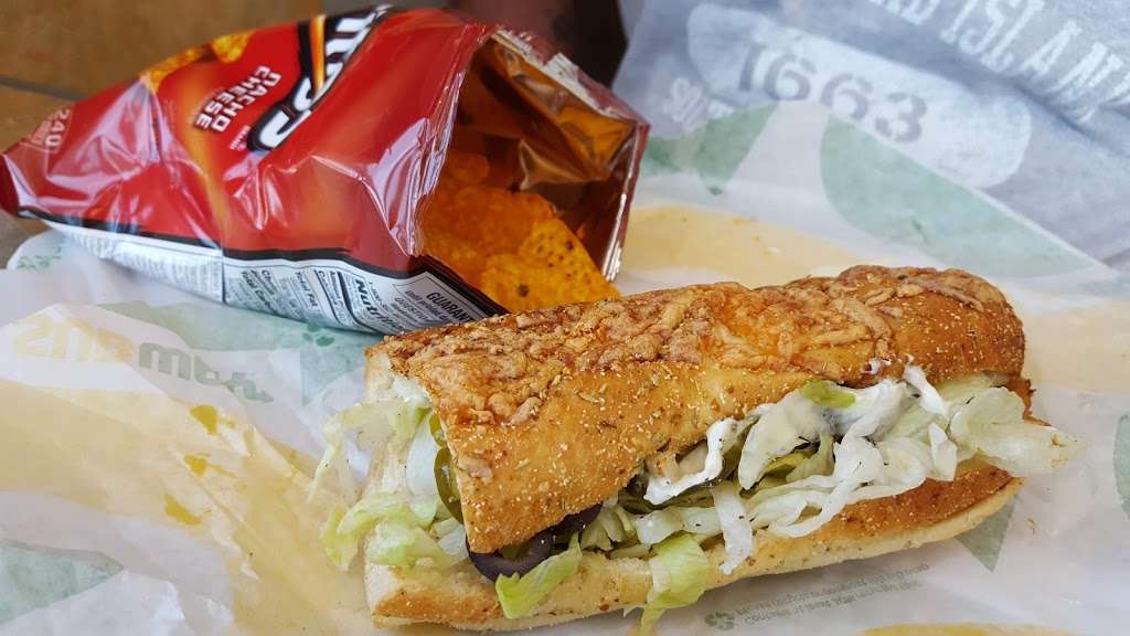 Subway | 500 Seawall Blvd, Galveston, TX 77550 | Phone: (409) 762-2500