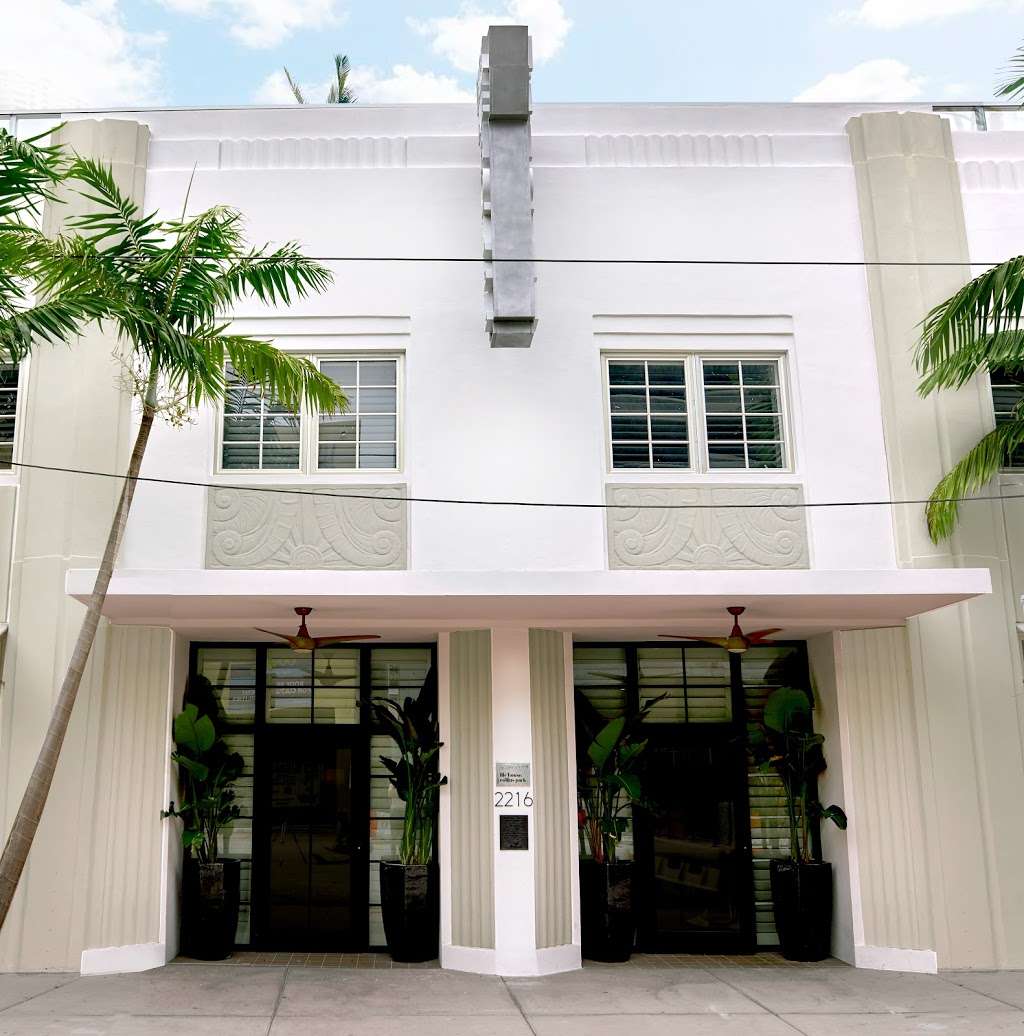 Life House, Collins Park | 2216 Park Ave, Miami Beach, FL 33139, USA | Phone: (866) 466-7534