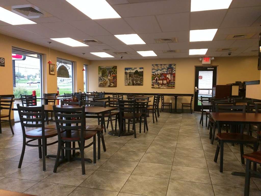 Pollo Peru | 1015 Dranesville Rd, Herndon, VA 20170, USA | Phone: (703) 429-4672