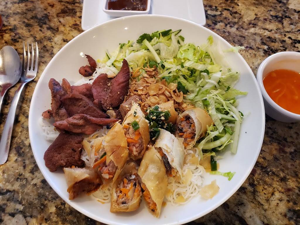 Saigon Noodle House | 4606 US-280 #108, Birmingham, AL 35242, USA | Phone: (205) 408-1800