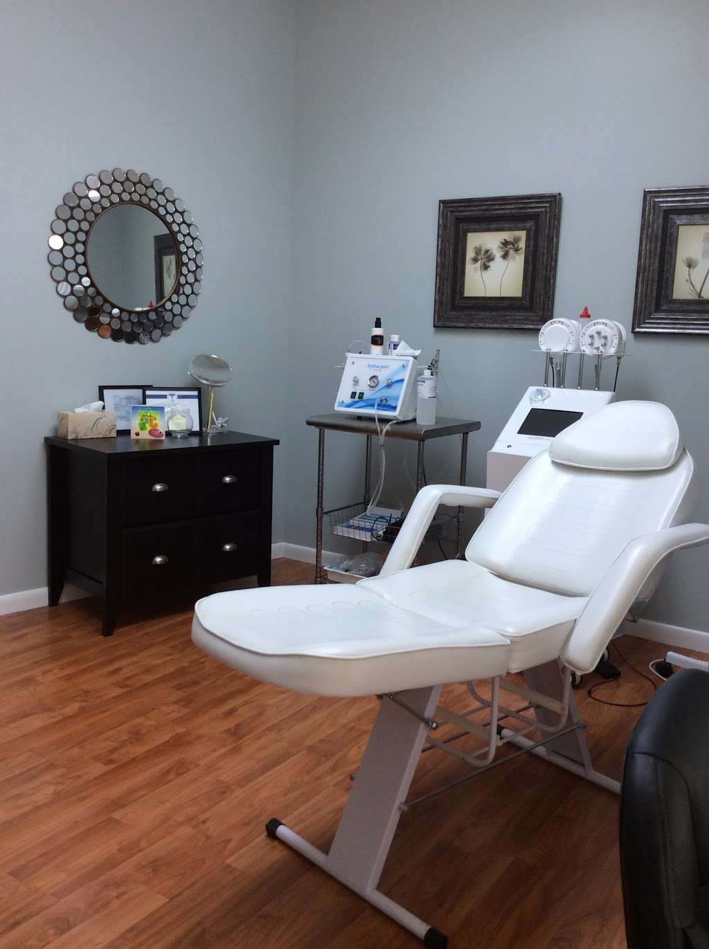 Atlantic Coast Aesthetics | 4360 Northlake Blvd #106, Palm Beach Gardens, FL 33410 | Phone: (561) 422-4116