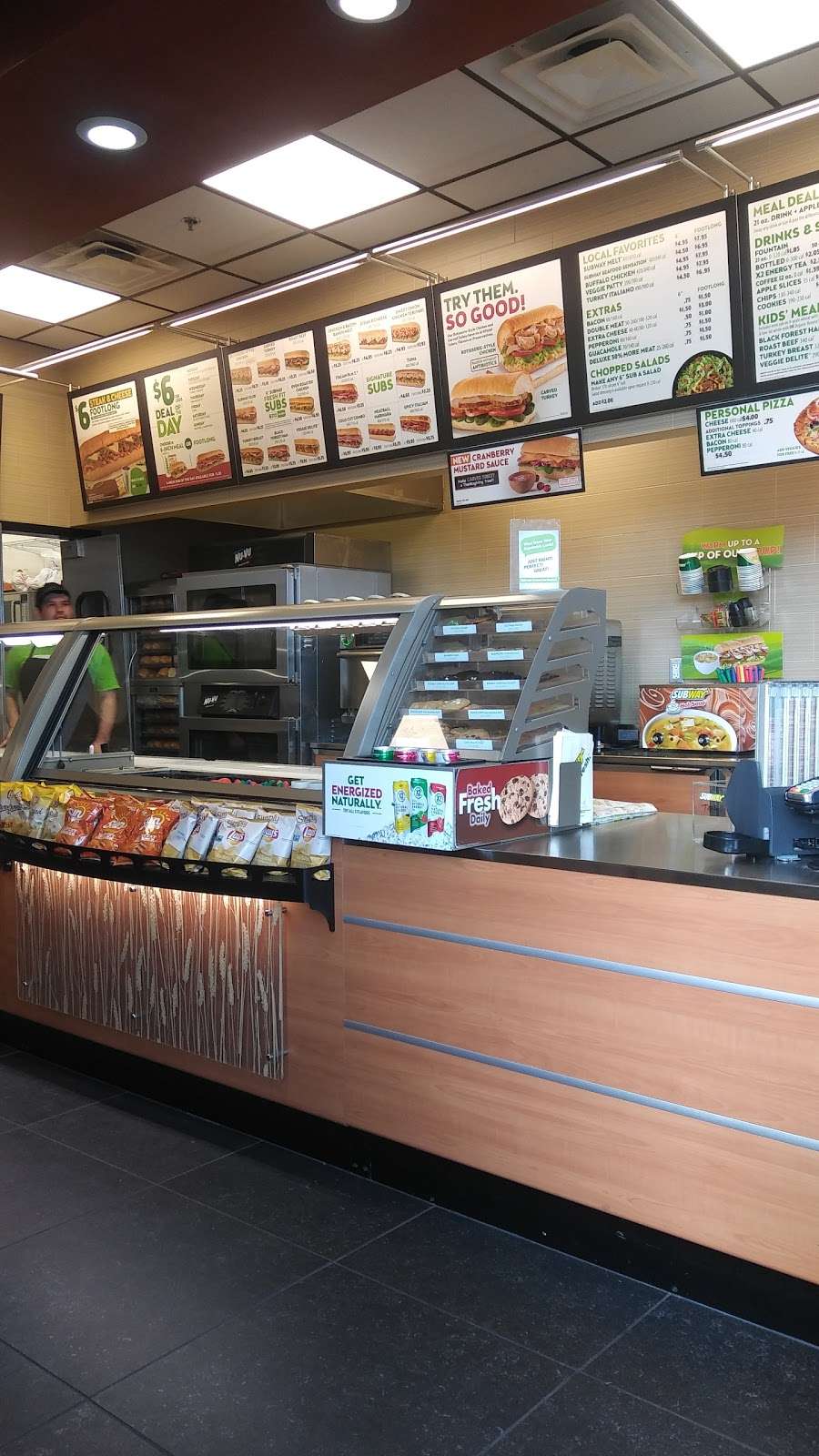 Subway Restaurants | Fort Totten Square, 314 Riggs Rd NE, Washington, DC 20011, USA | Phone: (202) 635-0243