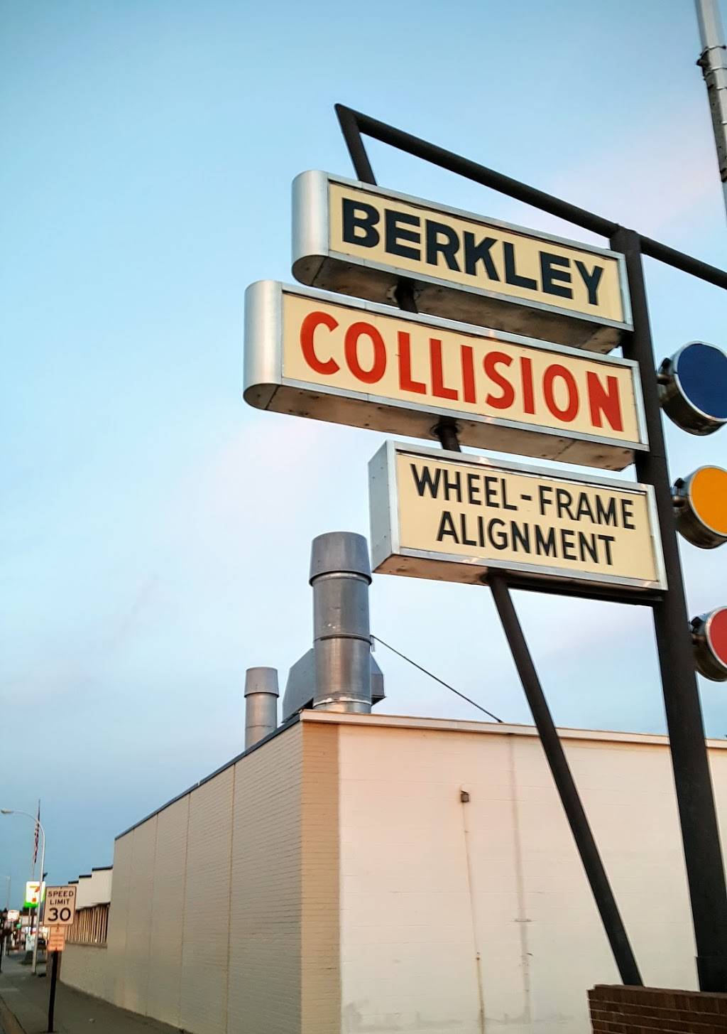 Berkley Collision Inc | 3611 Twelve Mile Rd, Berkley, MI 48072, USA | Phone: (248) 548-3300