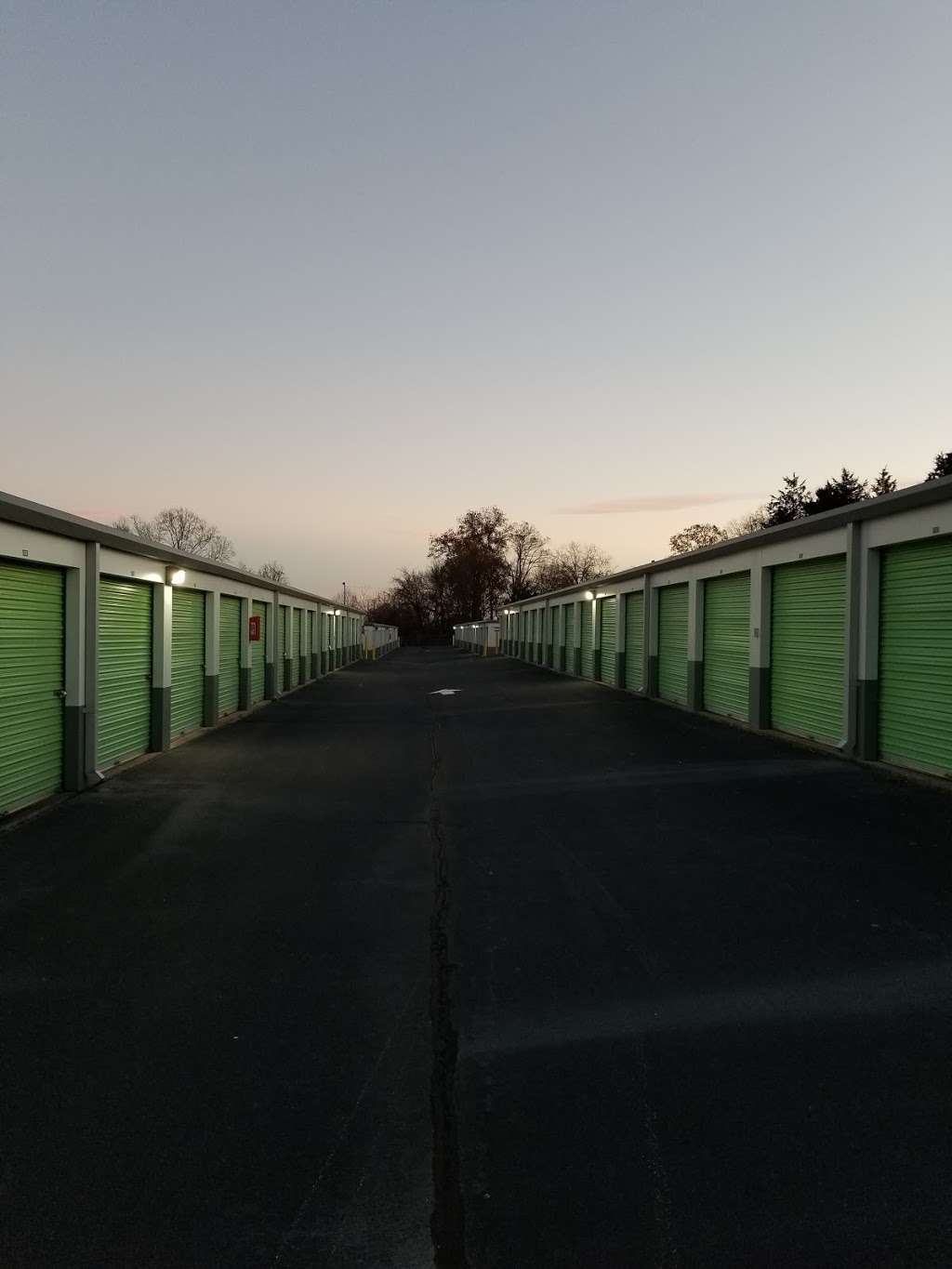 Extra Space Storage | 1108 18th St NE, Hickory, NC 28601, USA | Phone: (828) 324-1414