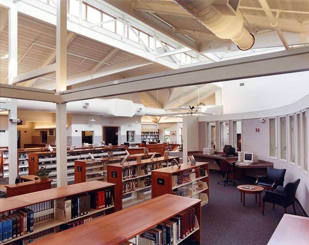 Newbury Town Library | 0 Lunt St, Byfield, MA 01922, USA | Phone: (978) 465-0539