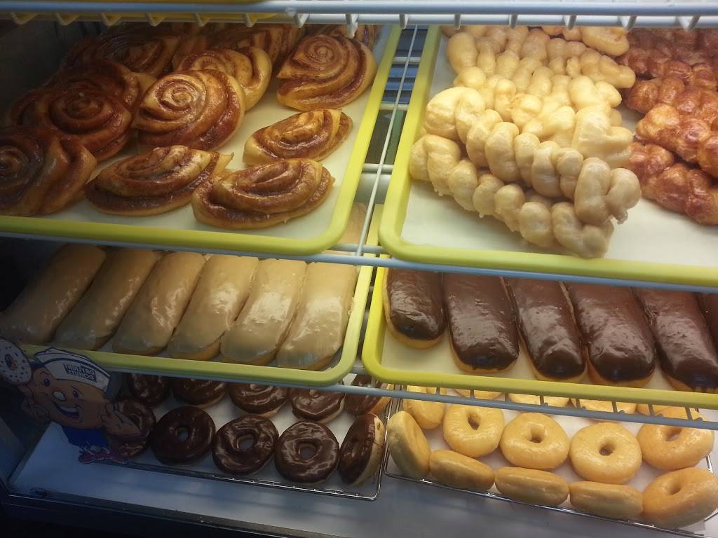 Daylight Donuts | 9422 N Council Rd, Oklahoma City, OK 73162, USA | Phone: (405) 721-1126