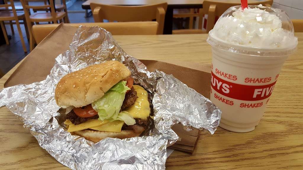 Five Guys | 1030 Main St, Waltham, MA 02451, USA | Phone: (781) 647-0555