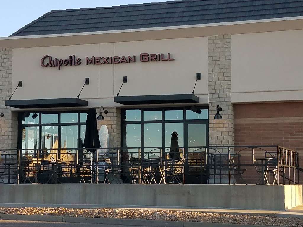 Chipotle Mexican Grill | 20209 E Smoky Hill Rd, Centennial, CO 80015, USA | Phone: (303) 627-9080